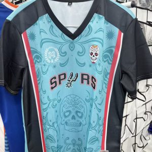 spurs clothes
