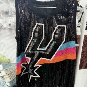 spurs clothes