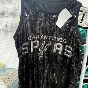 spurs clothes