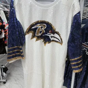 Ravens clothes